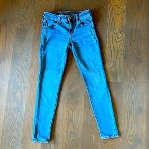 American Eagle Skinny Jeans Size 2